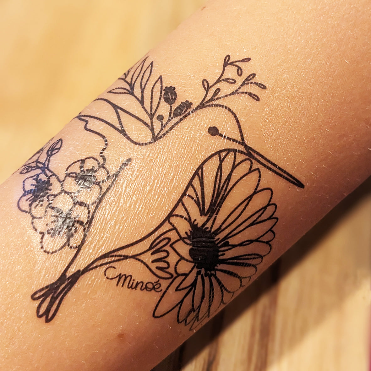 Capsule bestiaire fleuri : Tatouage éphémère