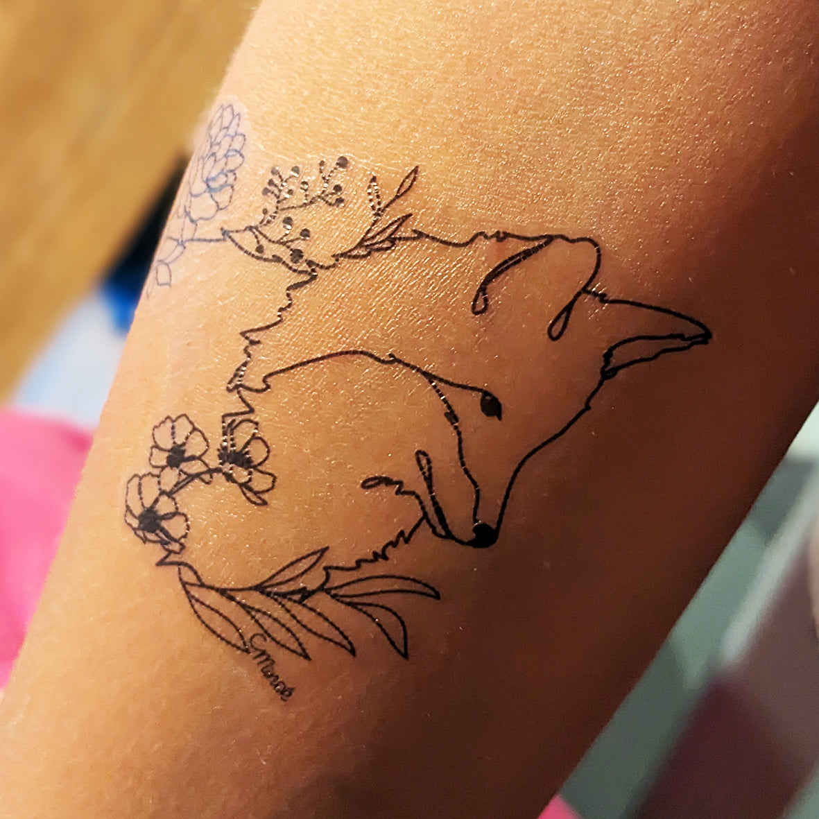 Capsule bestiaire fleuri : Tatouage éphémère
