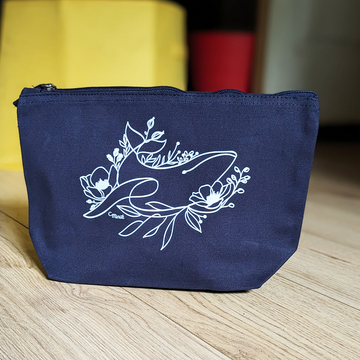Capsule bestiaire fleuri : trousse zippée coton bio