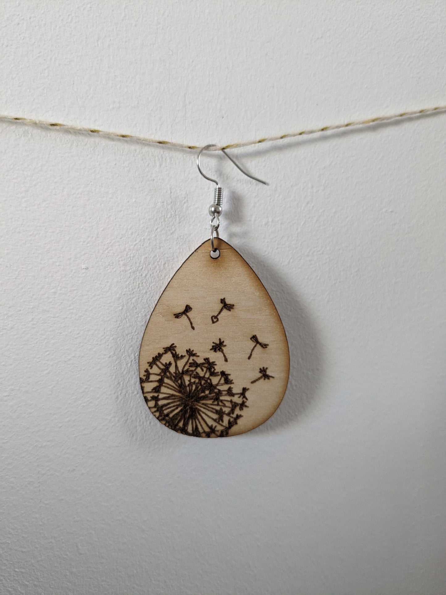 Boucle d'oreille fleurie ( à l'unité )