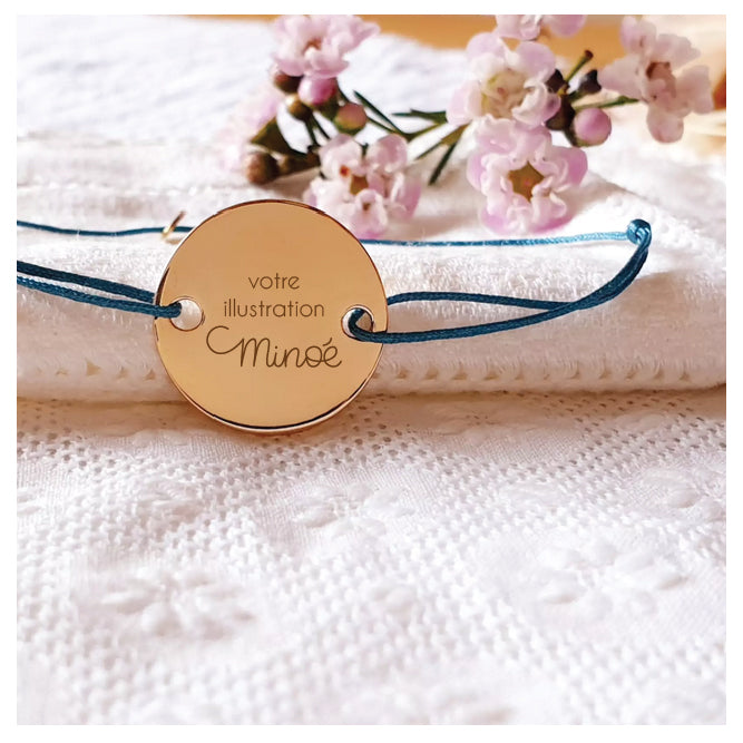 Bijou gravé : Rosa la Brune X Minoé - Votre illustration Minoé gravée