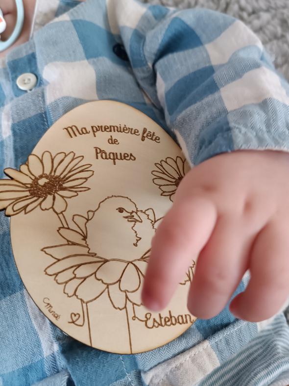 Oeuf en bois personnalisé : ma première fête de Pâques