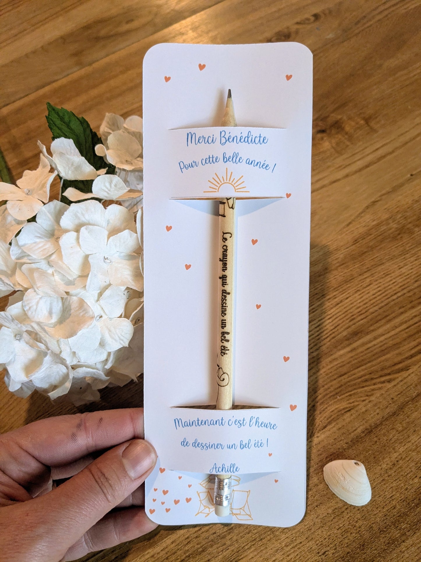 Le crayon qui dessine un bel été