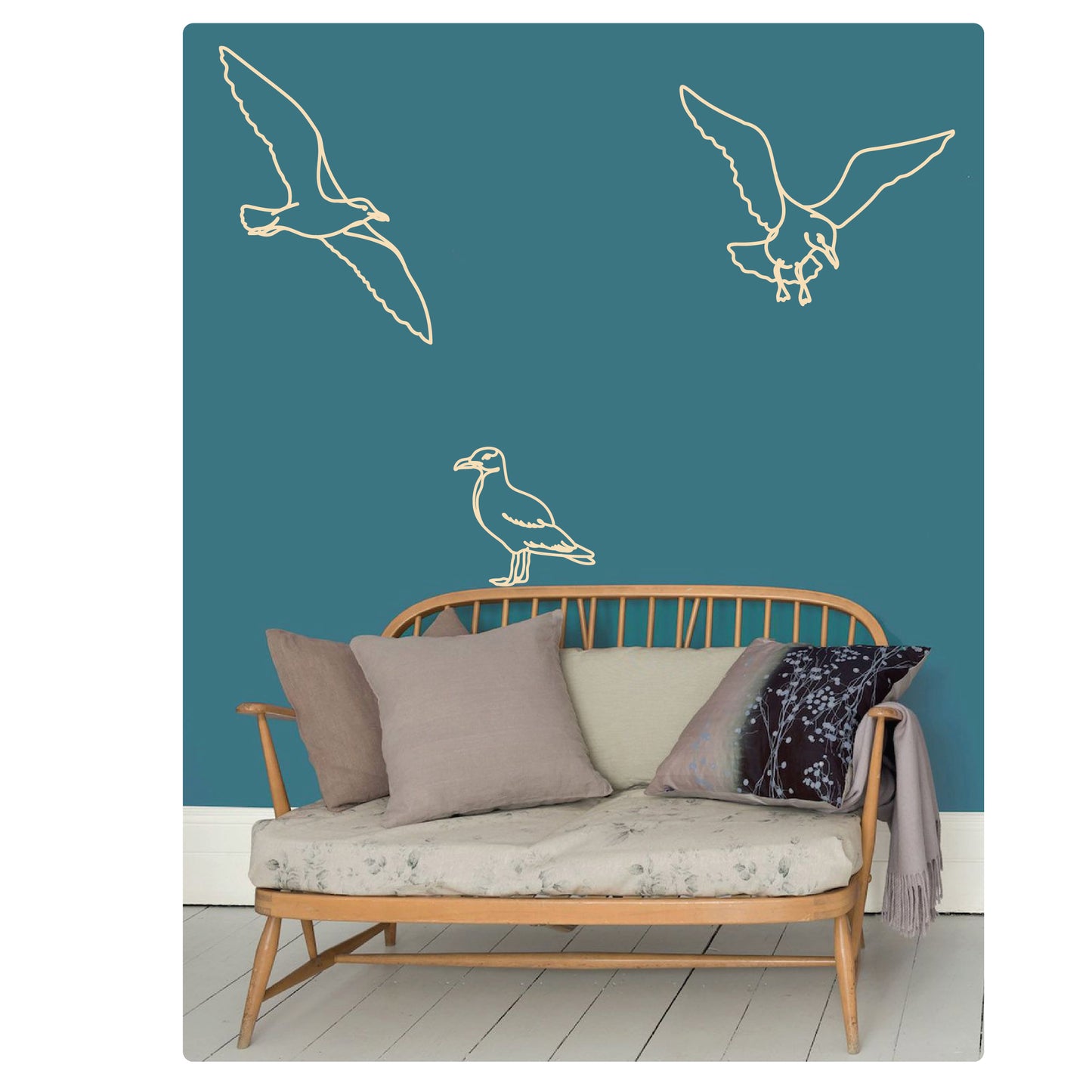 Trio de goélands en lignes de bois